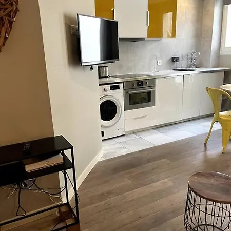 Apartment 4 Personnes - St Lazar Sur Cour Paris